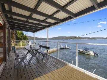 2 Bedroom House Little Wobby NSW 102312099