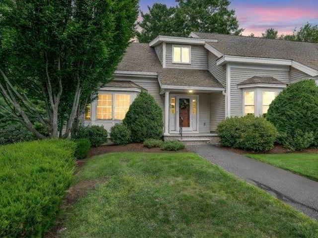 2 bedroom, Littleton MA 01460 105442593