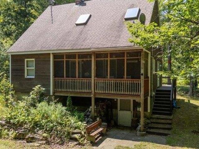 2 bedroom, Liberty ME 04949 105696303
