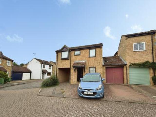 2 bedroom Link detached house To Let