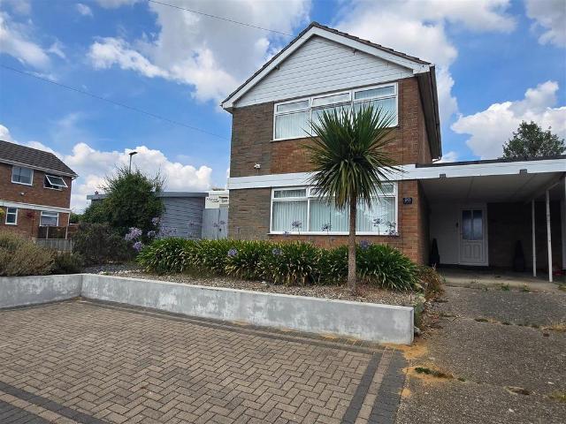 2 bedroom link detached house for sale