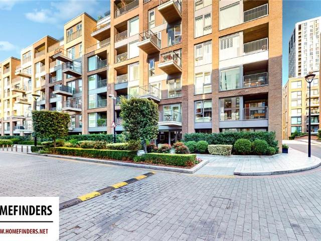 2 bedroom link detached house for sale