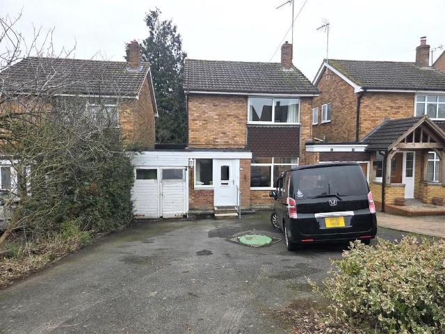 2 bedroom link detached house for sale