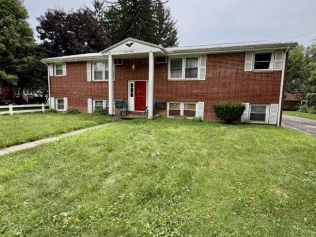 2 bedroom, Lisbon OH 44432 105178915