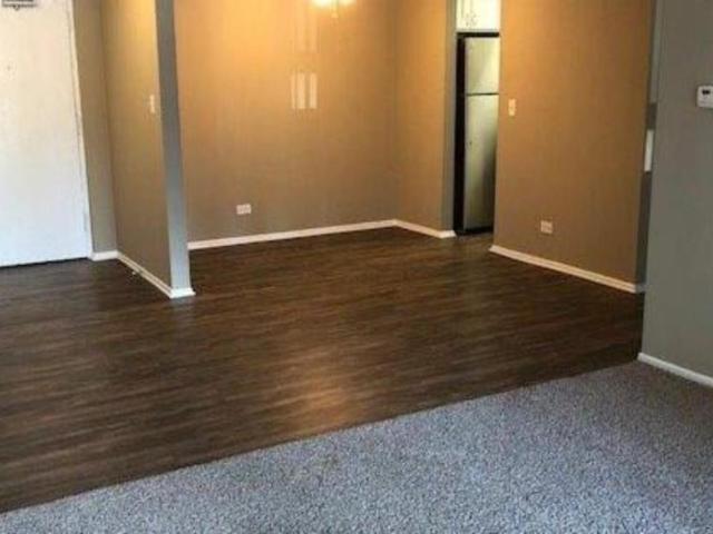 2 bedroom, Lisle IL 60532 LS105538131