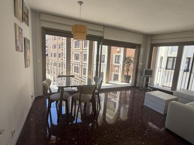 2 bedroom luxury Apartment for rent in Valencia