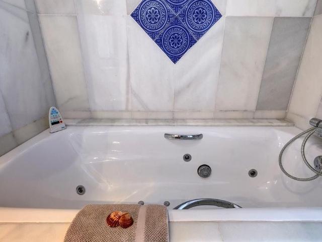 2 bedroom luxury Apartment for rent in Casares, Spain