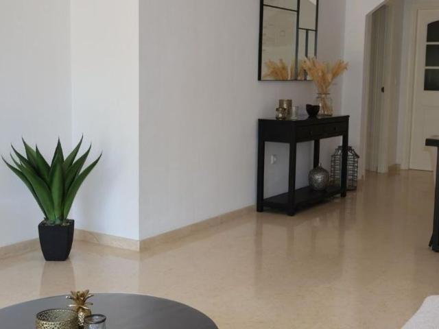2 bedroom luxury Apartment for rent in Marbella Del Este, Andalusia