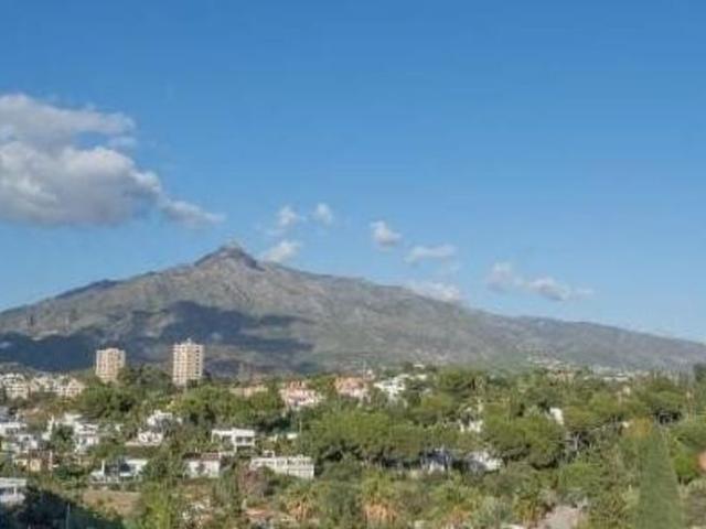 2 bedroom luxury Apartment for rent in Nueva Andalucia, Andalusia