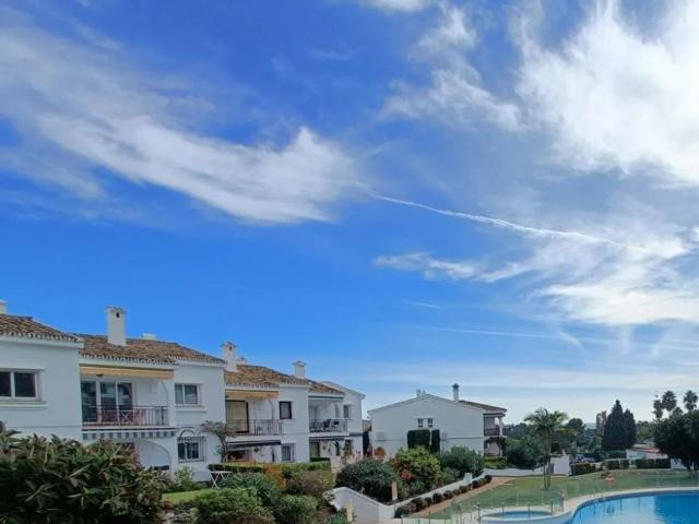 2 bedroom luxury Flat for rent in Benahavís, Andalusia