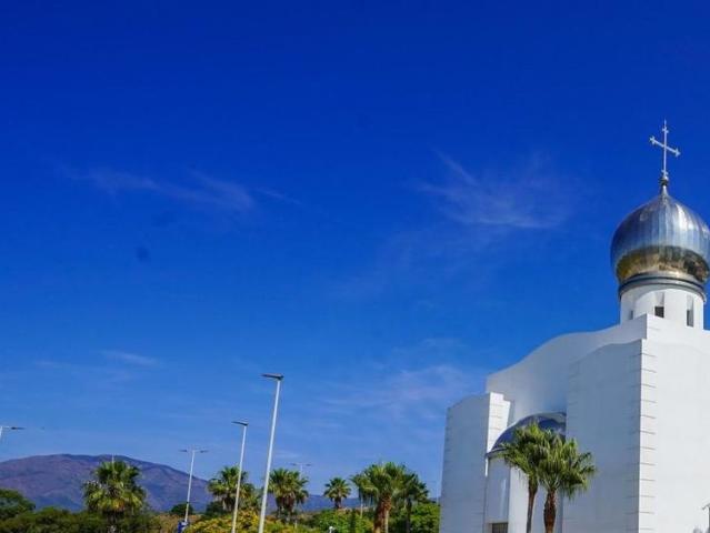 2 bedroom luxury Flat for rent in Estepona, Spain