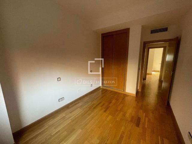 Luxury Apartment for rent in PAU de Sanchinarro, Spain