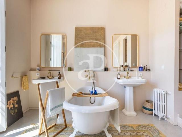 2 bedroom luxury Flat for rent in Valencia, Spain