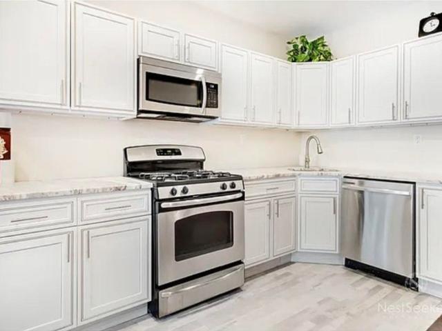2 bedroom luxury House for rent in New York