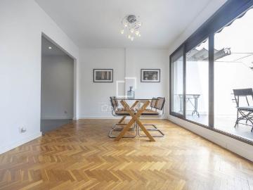 2 bedroom luxury penthouse for rent in Valencia, Spain