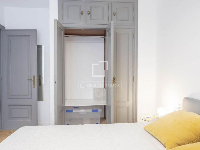 2 bedroom luxury penthouse for rent in Valencia, Spain