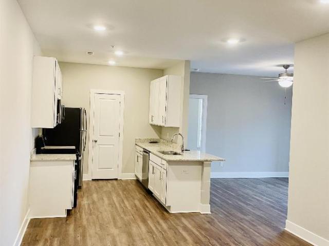2 bedroom, Lynchburg VA 24501 LS105540065