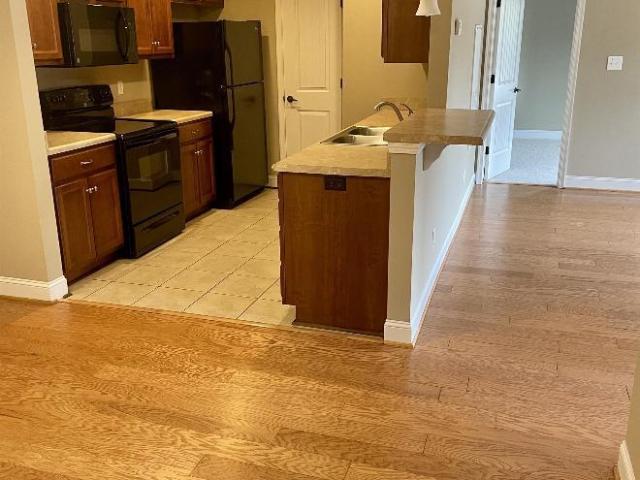 2 bedroom, Lynchburg VA 24502 105918377