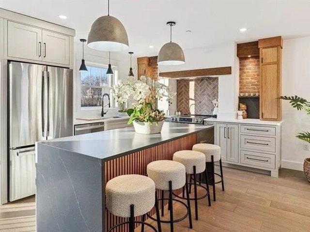 2 bedroom, Lynn MA 01905 105350757