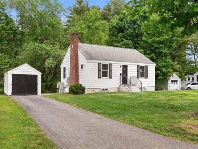 2 bedroom, Lynnfield MA 01940 105276824