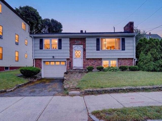 2 bedroom, m MA 01970 105512135