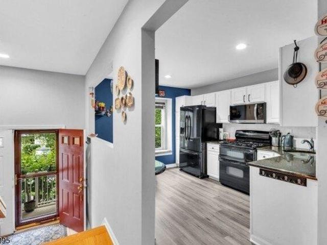2 bedroom, Mount Arlington NJ 07856 105292268