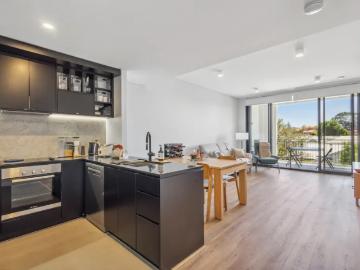 Apartment for sale in Mount Lawley - Equipped kitchen
