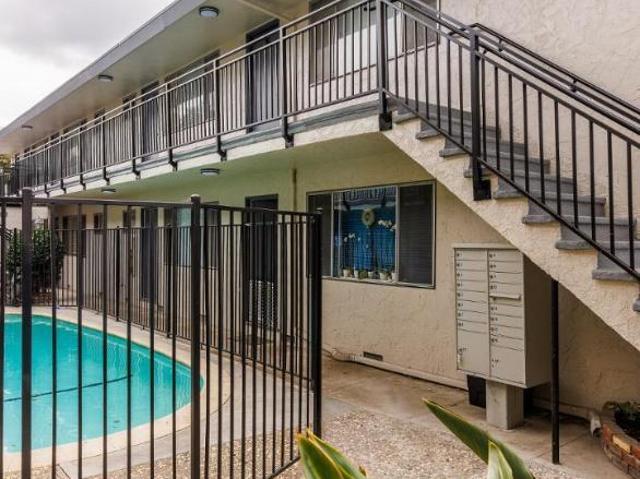 2 bedroom, Mountain View CA 94041 LS103388870
