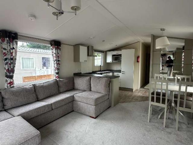 2 Bedroom Mobile Home