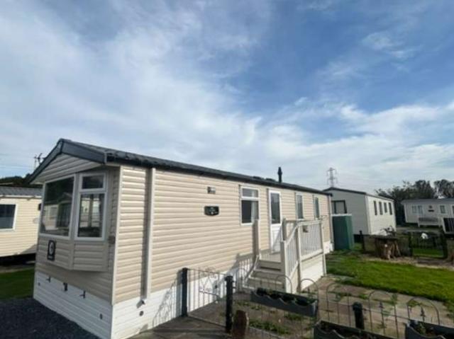 2 Bedroom Mobile Home