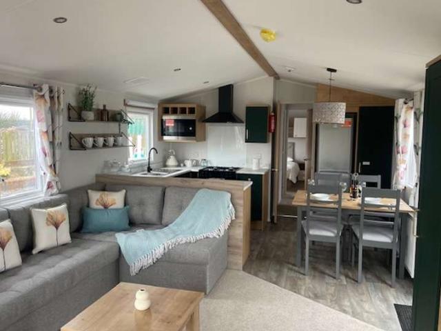 2 Bedroom Mobile Home