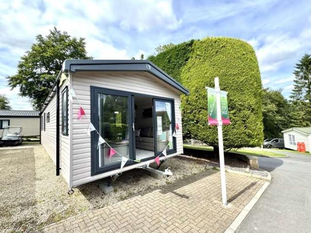 2 Bedroom Mobile Home