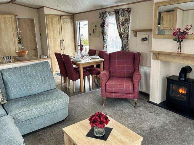 2 Bedroom Mobile Home