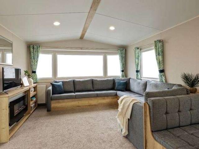 2 Bedroom Mobile Home
