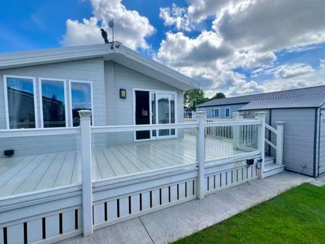 2 Bedroom Mobile Home