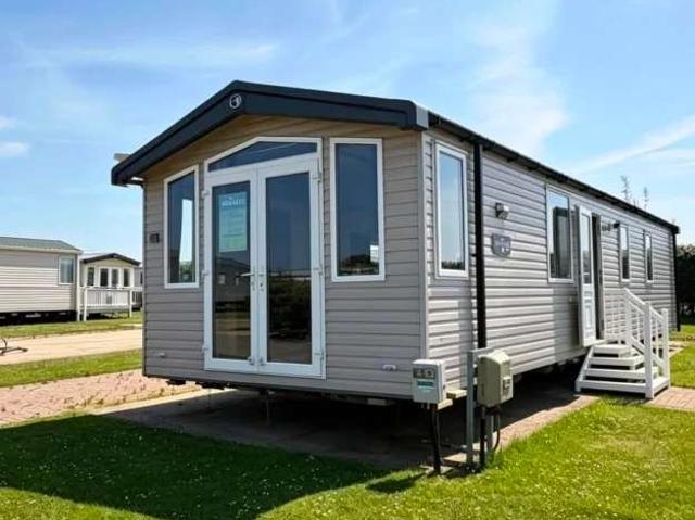 2 Bedroom Mobile Home