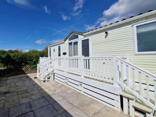 2 Bedroom Mobile Home