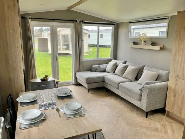 2 Bedroom Mobile Home