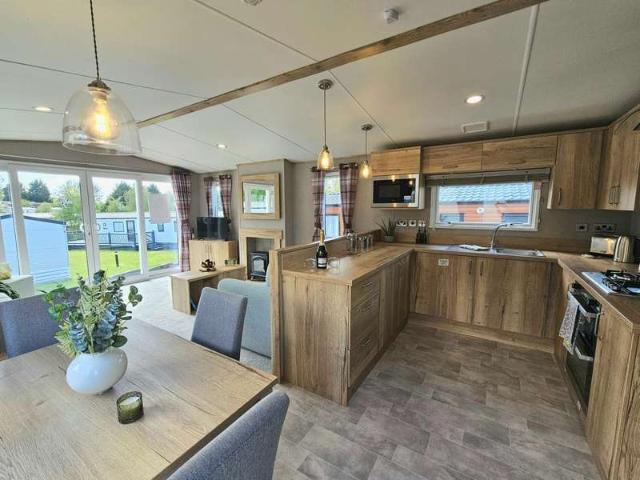 2 Bedroom Mobile Home