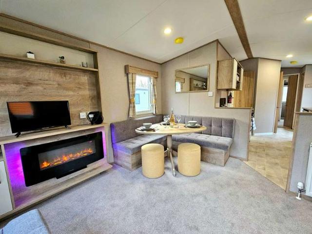 2 Bedroom Mobile Home