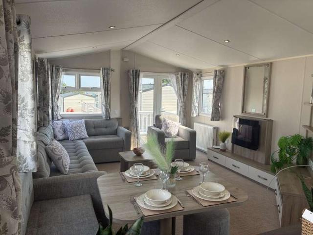 2 Bedroom Mobile Home