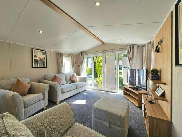 2 Bedroom Mobile Home