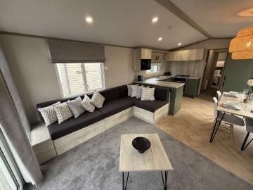 2 Bedroom Mobile Home
