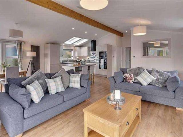 2 Bedroom Mobile Home