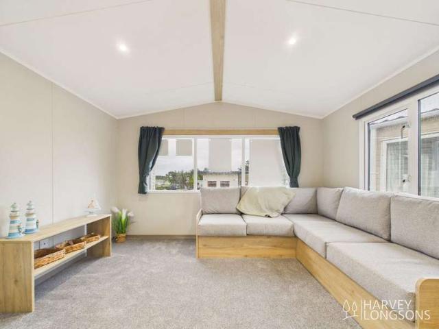 2 Bedroom Mobile Home