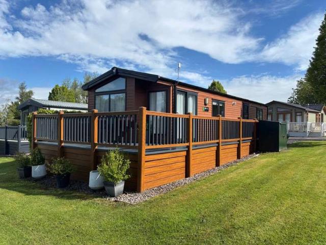 2 Bedroom Mobile Home