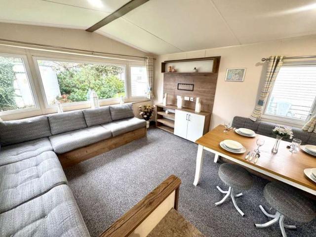 2 Bedroom Mobile Home