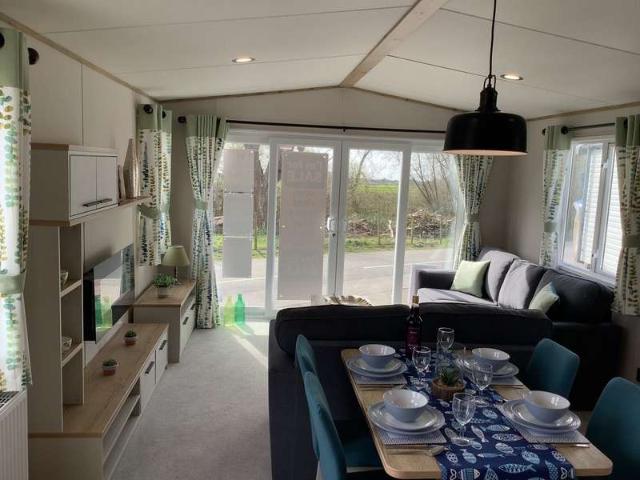 2 Bedroom Mobile Home