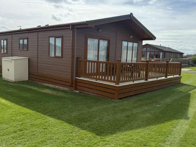 2 Bedroom Mobile Home