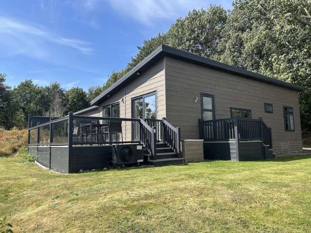 2 Bedroom Mobile Home